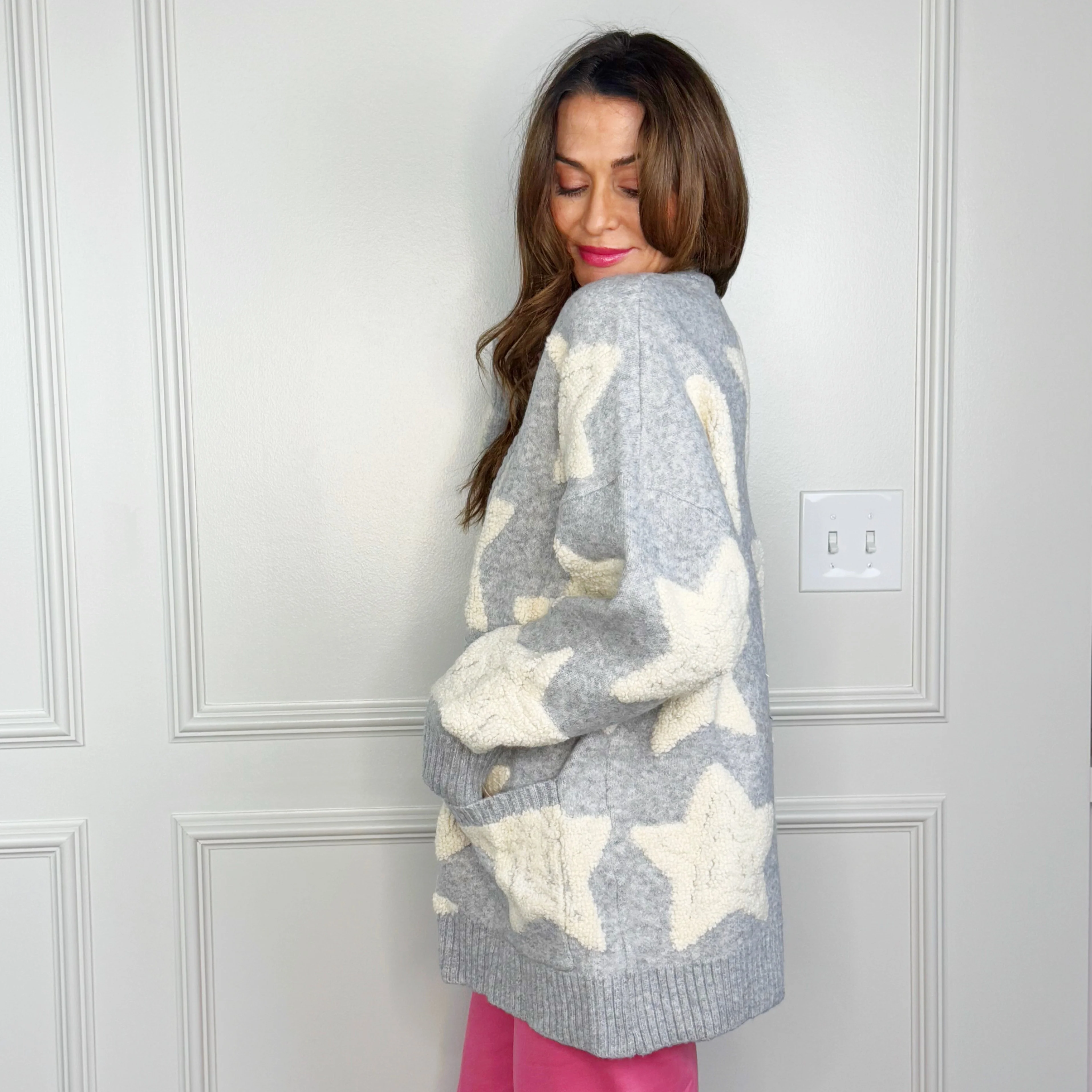 Oversized Star Grey Cardigan - Image 3