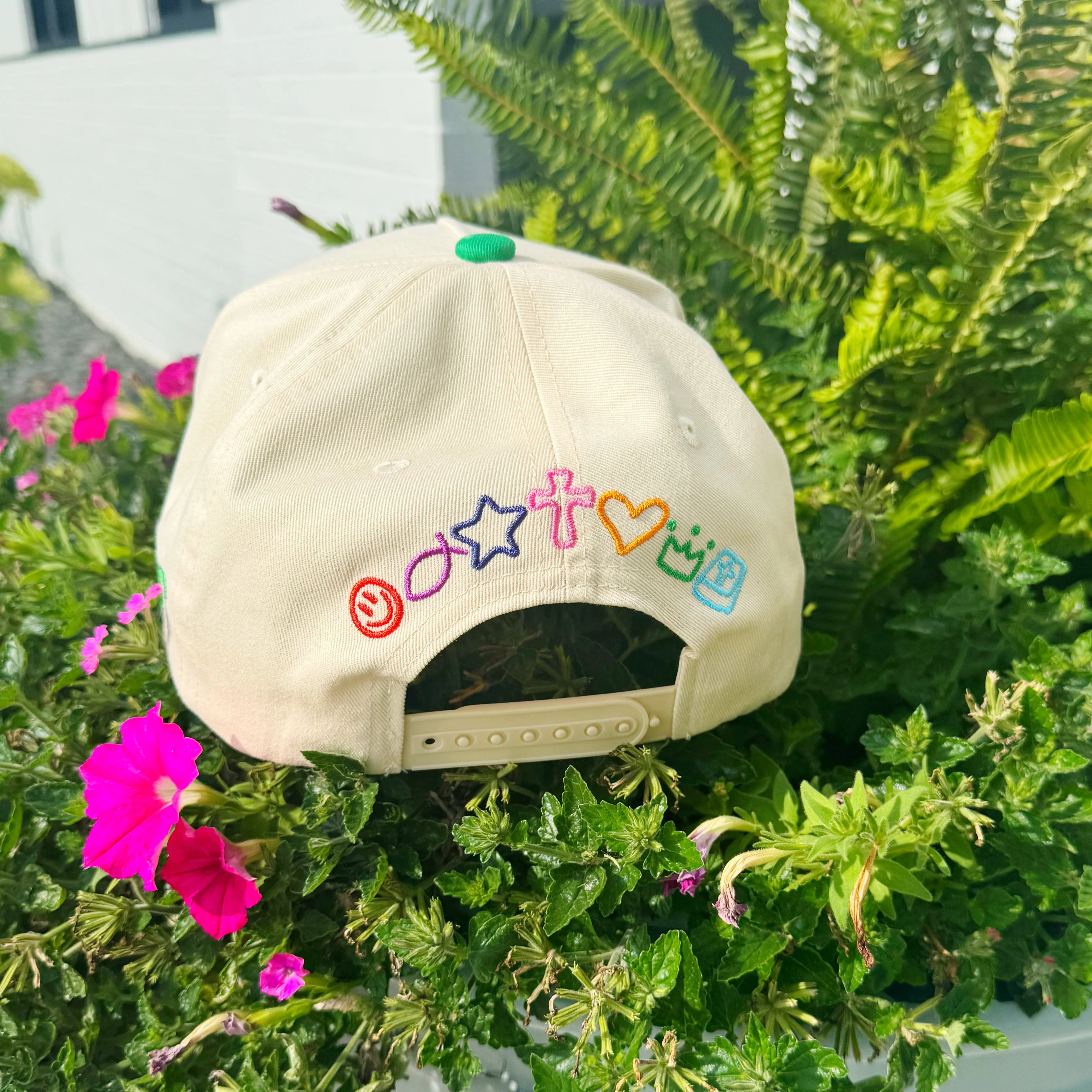 Pray Big Hat - Image 3